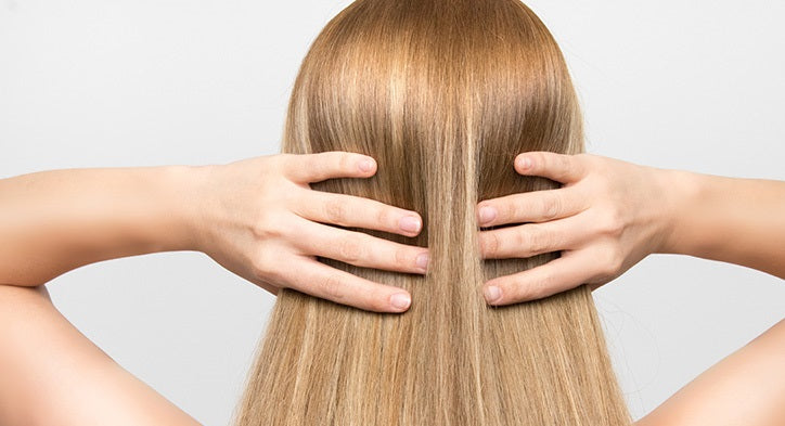 6 trucchi per capelli morbidi e setosi