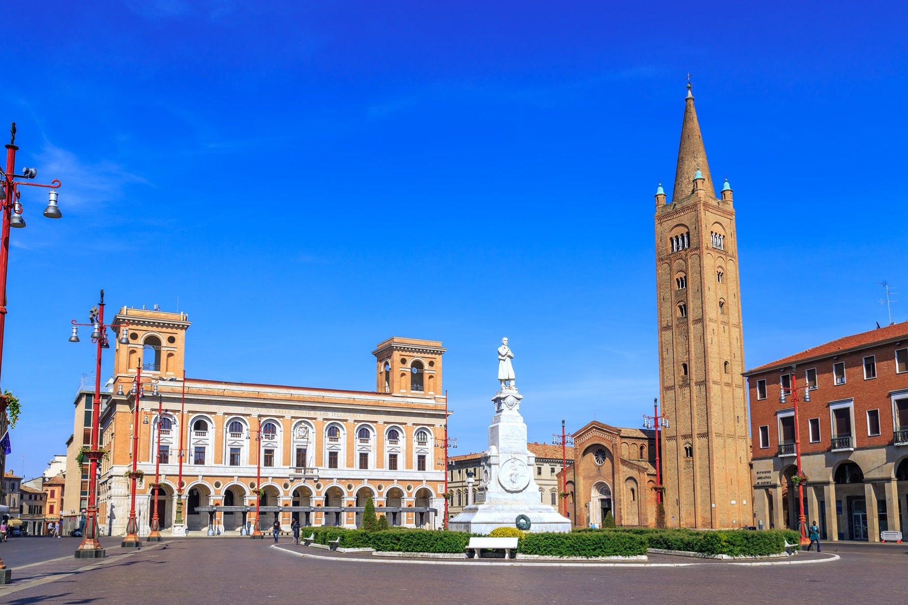 Parrucchieri per capelli ricci Forlì