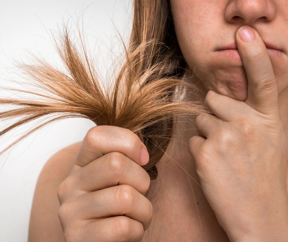 Capelli sfibrati e secchi? Mai rassegnarsi!