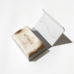 Federa 100% seta caramel nella sua elegante confezione regalo